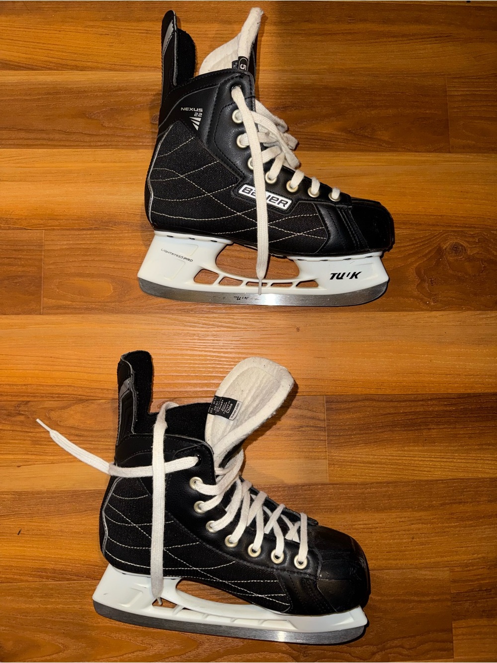 Bauer Hockey Skates Size 5R (Nexus 22)